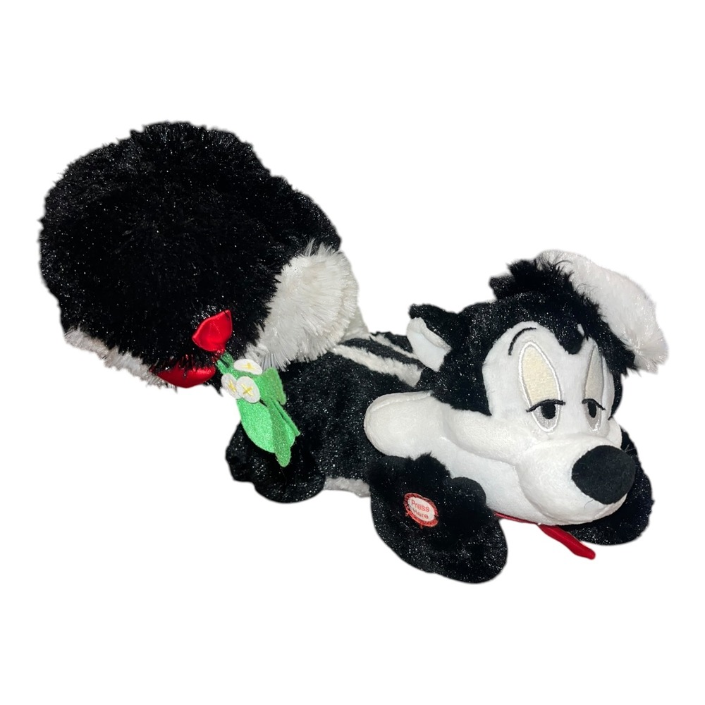 Hallmark Looney‎ Tunes Pepe Le Pew Plush Mistletoe Christmas Skunk Interactive